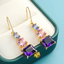 Cargar imagen en el visor de la galería, Purple Drop Earring